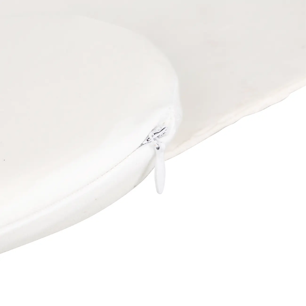 TRAVESSEIRO ANATÔMICO PARA BEBÊ 28 CM X 21 CM FLUTUE - BRANCO - Foto 3