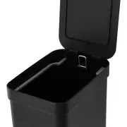 LIXEIRA COM PEDAL 6 L TRIUM - PRETO - Foto 6