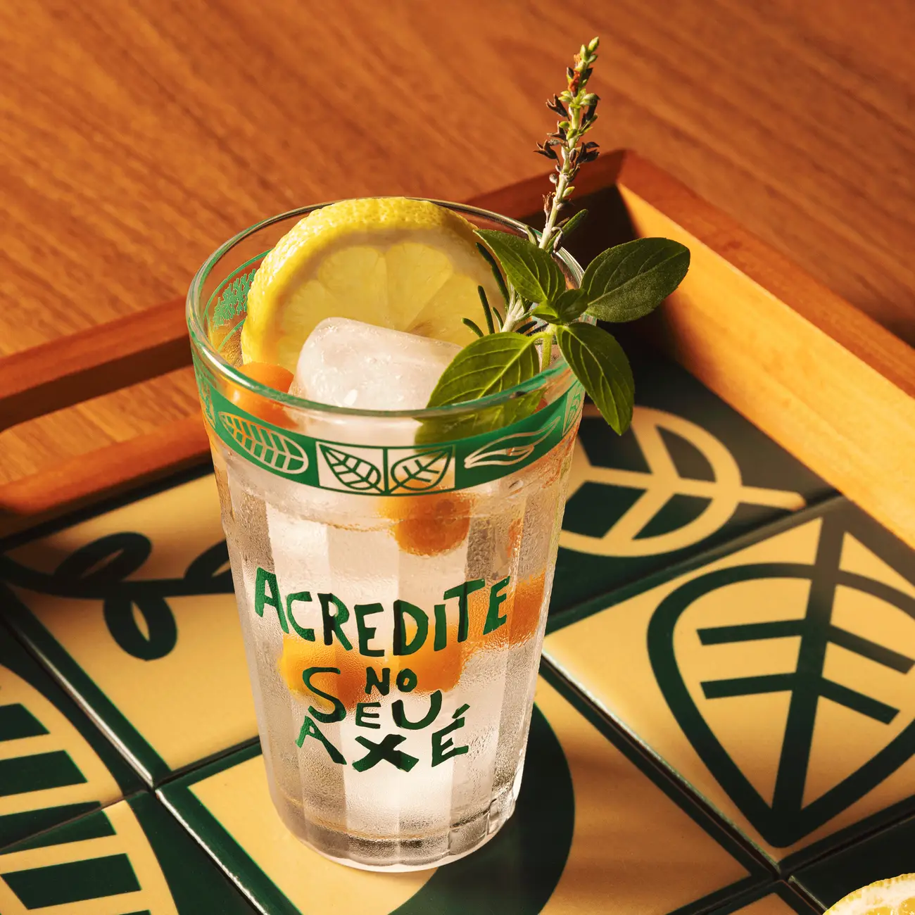 COPO LONG DRINK 345 ML SETE ERVAS AXÉ - INCOLOR/VERDE - Foto 3