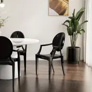 CADEIRA EMPILHÁVEL COM BRAÇOS CARLOTA - PRETO BRILHANTE - Foto 8