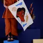 PANO DE PRATO CONJUNTO COM 3 PEÇAS MULHER PÁSSARO - AZUL HISTÓRICO/TERRACOTA - Foto 12