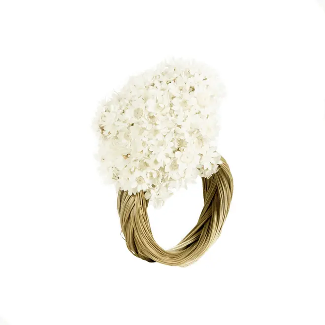 ARGOLA PARA GUARDANAPO COM 2 GALHEIROS SEMPRE VIVA - BRANCO/FIBRA CLARA - Foto 1
