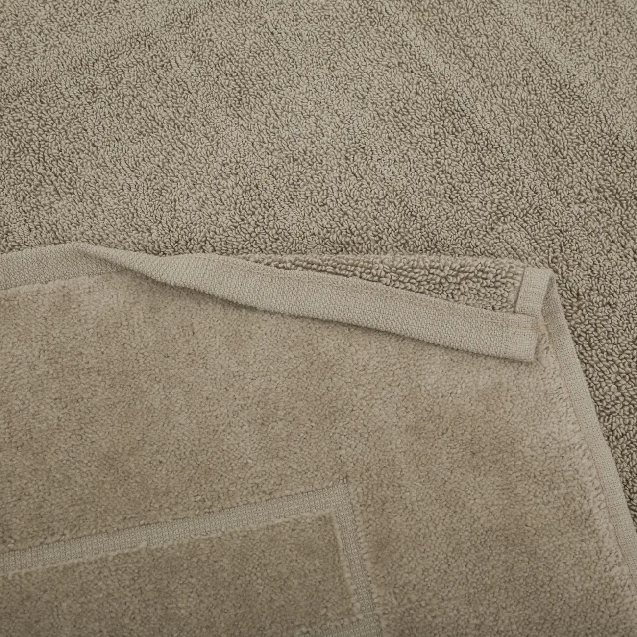 TOALHA DE PISO 80 CM X 48 CM CUSHY - CAMELO - Foto 6