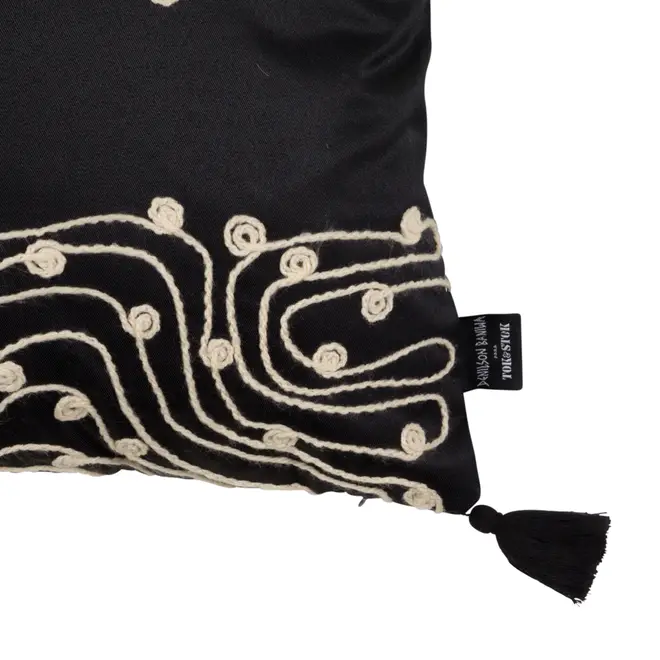 CAPA DE ALMOFADA 43 CM X 43 CM ANTI-HESITAÇÃO - PRETO/ OFFWHITE - Foto 2