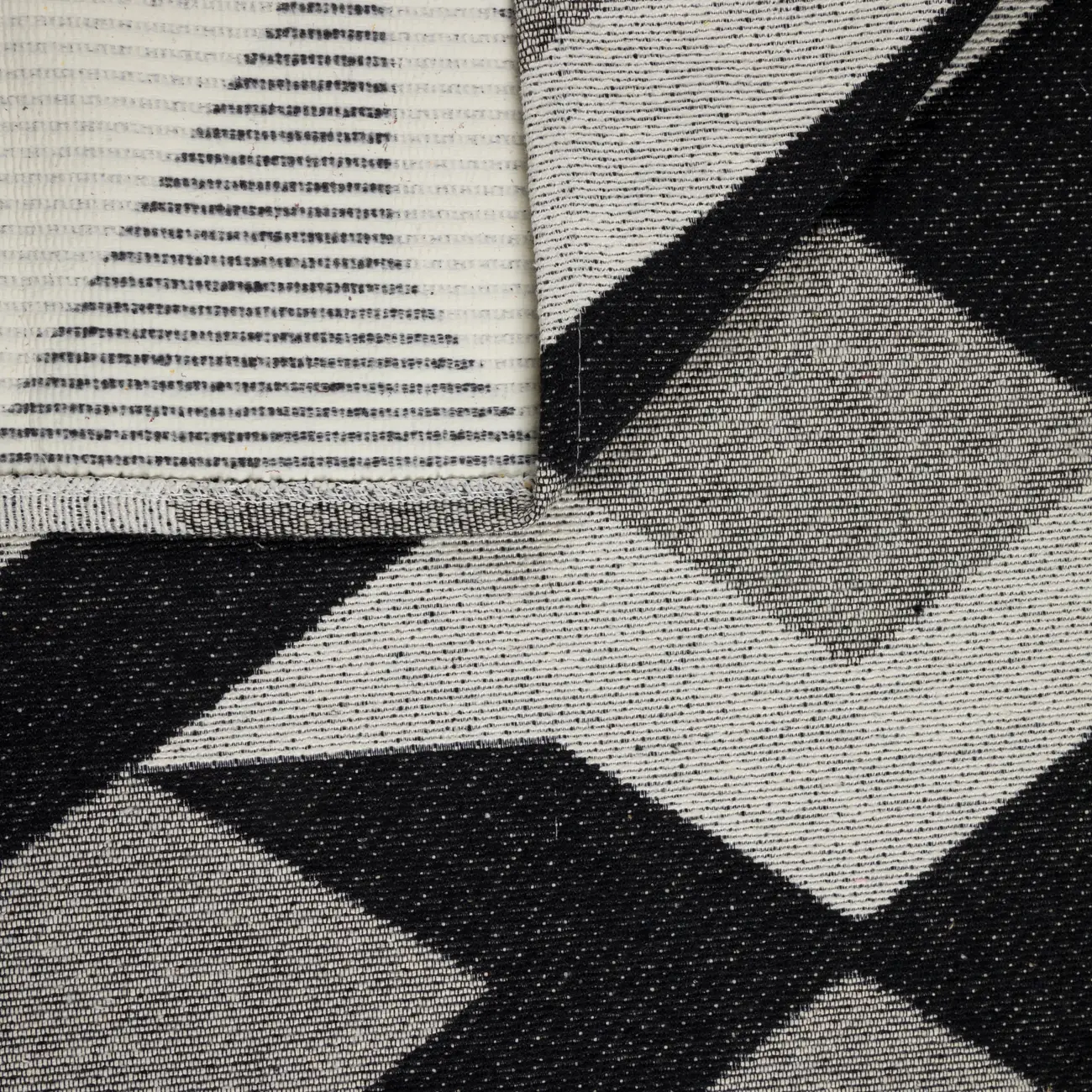 TAPETE 1,32 M X 2 M VERZZO - PRETO/CINZA - Foto 6