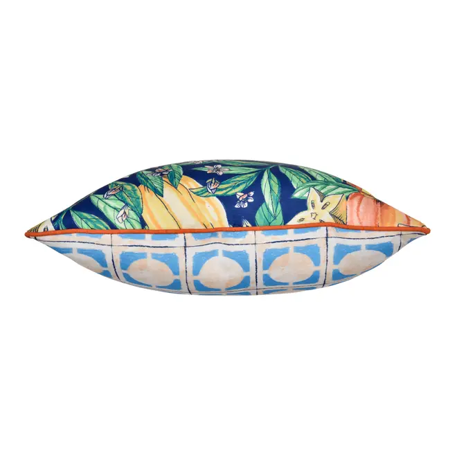 ALMOFADA 60 CM X 60 CM SAUDADE TROPICAL CARAMBOLAS - AZUL HISTÓRICO/MULTICOR - Foto 5