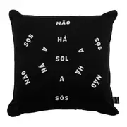 ALMOFADA 50 CM X 50 CM TUDO OU TUDO NÃO HÁ SOL A SÓS - PRETO/BRANCO - Foto 1