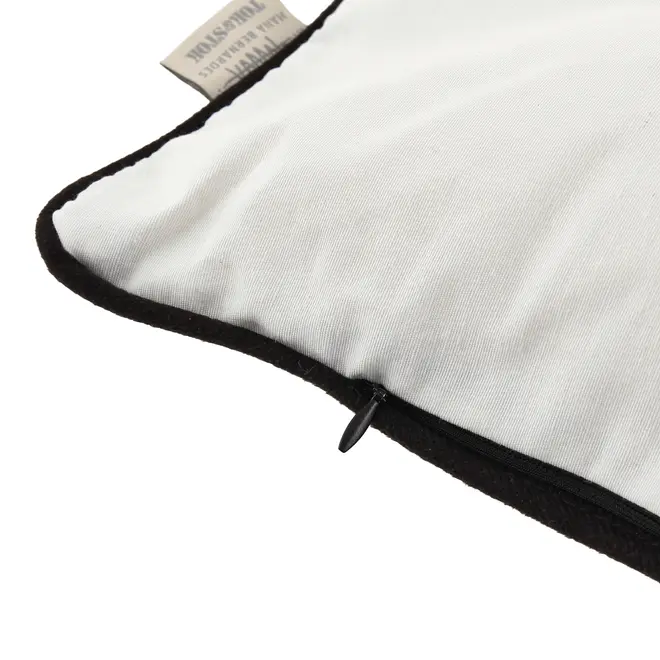 ALMOFADA 60 CM X 30 CM MANUSCRITO VIDA RAIZES - OFF WHITE/PRETO - Foto 3