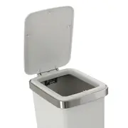 LIXEIRA COM PEDAL 15 L DAY USE - BRANCO/INOX - Foto 10
