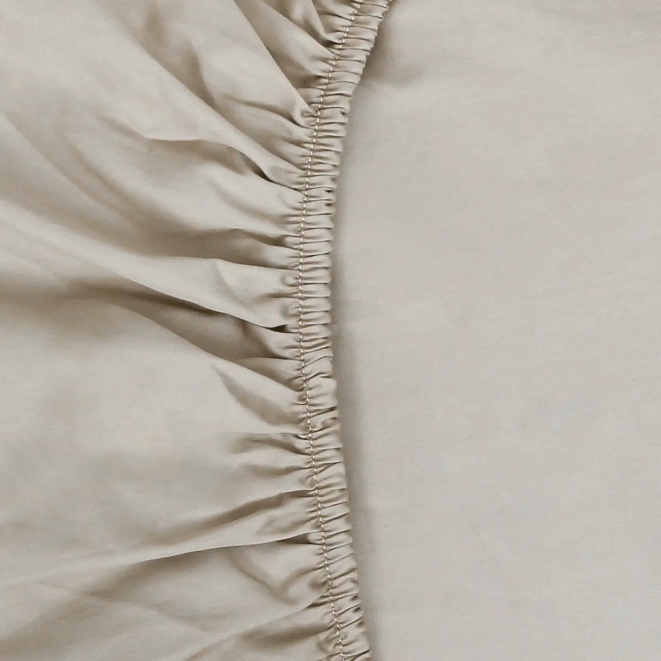 JOGO DE CAMA KING 4 PEÇAS HIGH-SATIN - BEGE - Foto 6