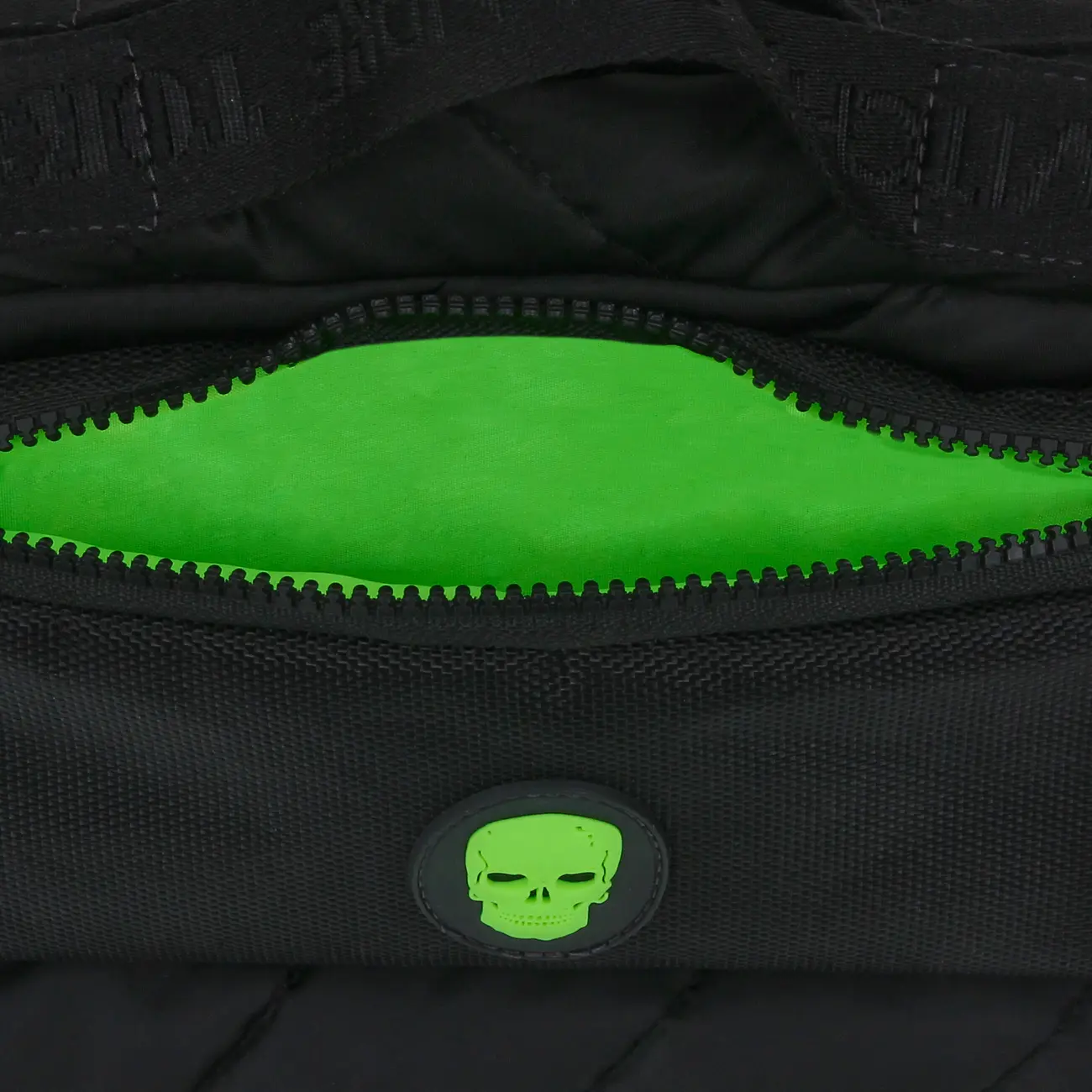NÉCESSAIRE PARA VIAGEM CAVEIRA - PRETO/VERDE FLUOR - Foto 9