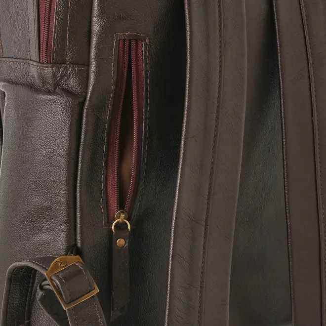 MOCHILA ON THE GO - COURO MARROM DE LEI - Foto 18