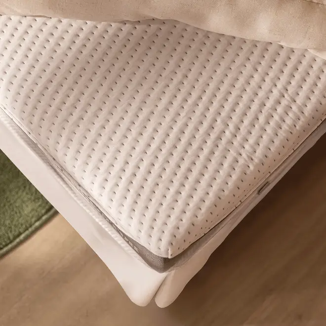 COLCHÃO QUEEN FIRME COM MOLAS ENSACADAS 1,58 M X 1,98 M X 25 CM TATOU GULDI - CINZA/BRANCO - Foto 10