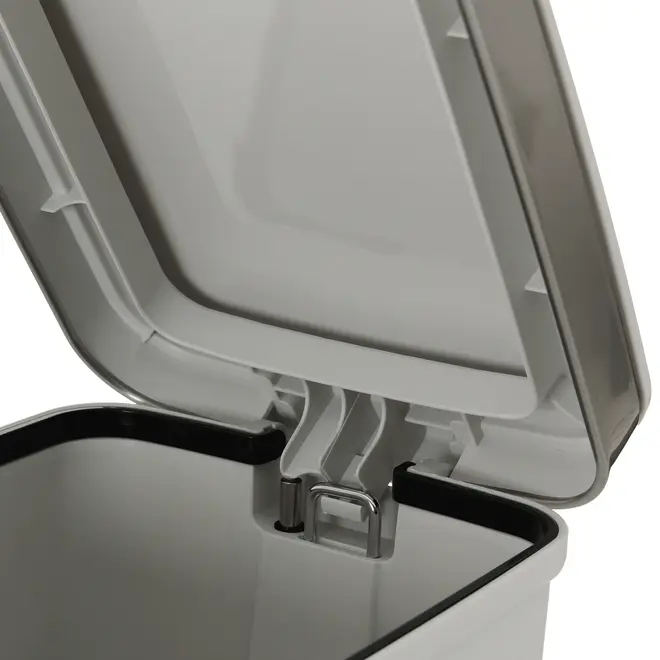 LIXEIRA COM PEDAL 15 L DAY USE - BRANCO/INOX - Foto 11