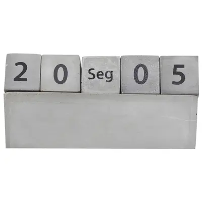 CALENDARIO MESA BETON